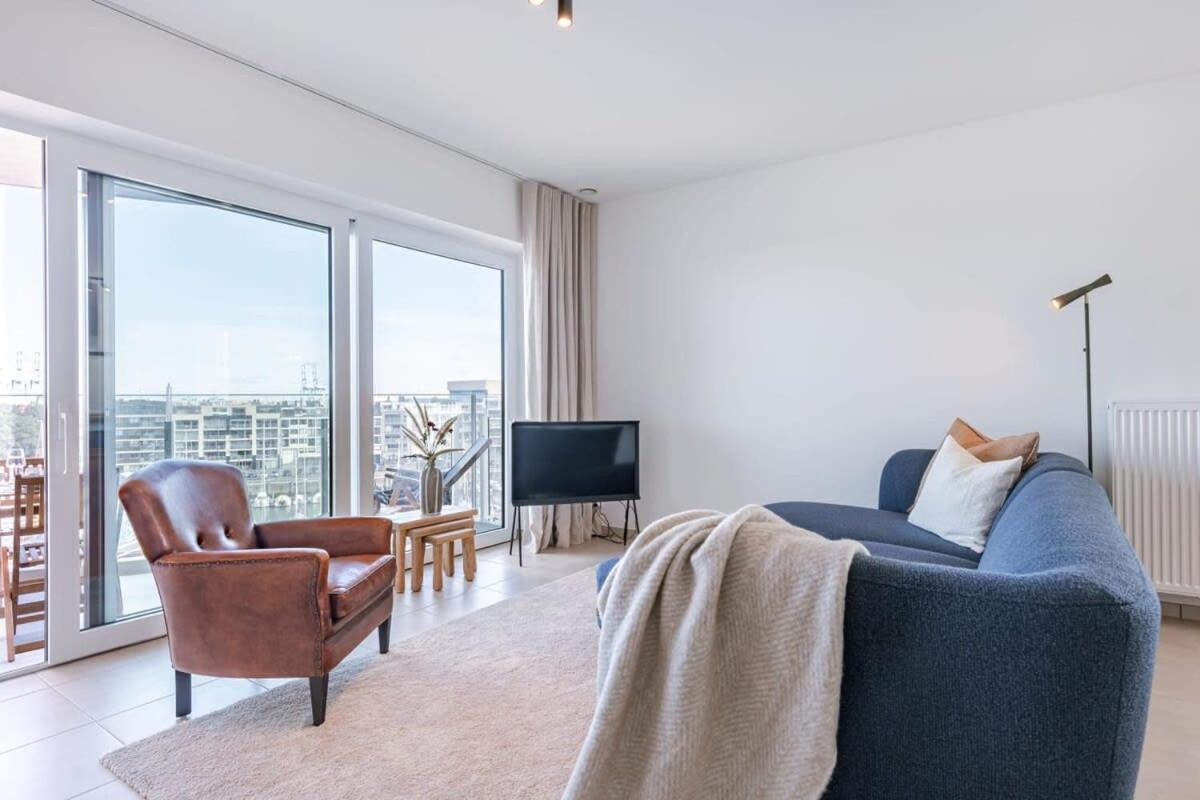 Huswell - Lovely New Apartment At The Harbor + Parking บรูจส์ ภายนอก รูปภาพ