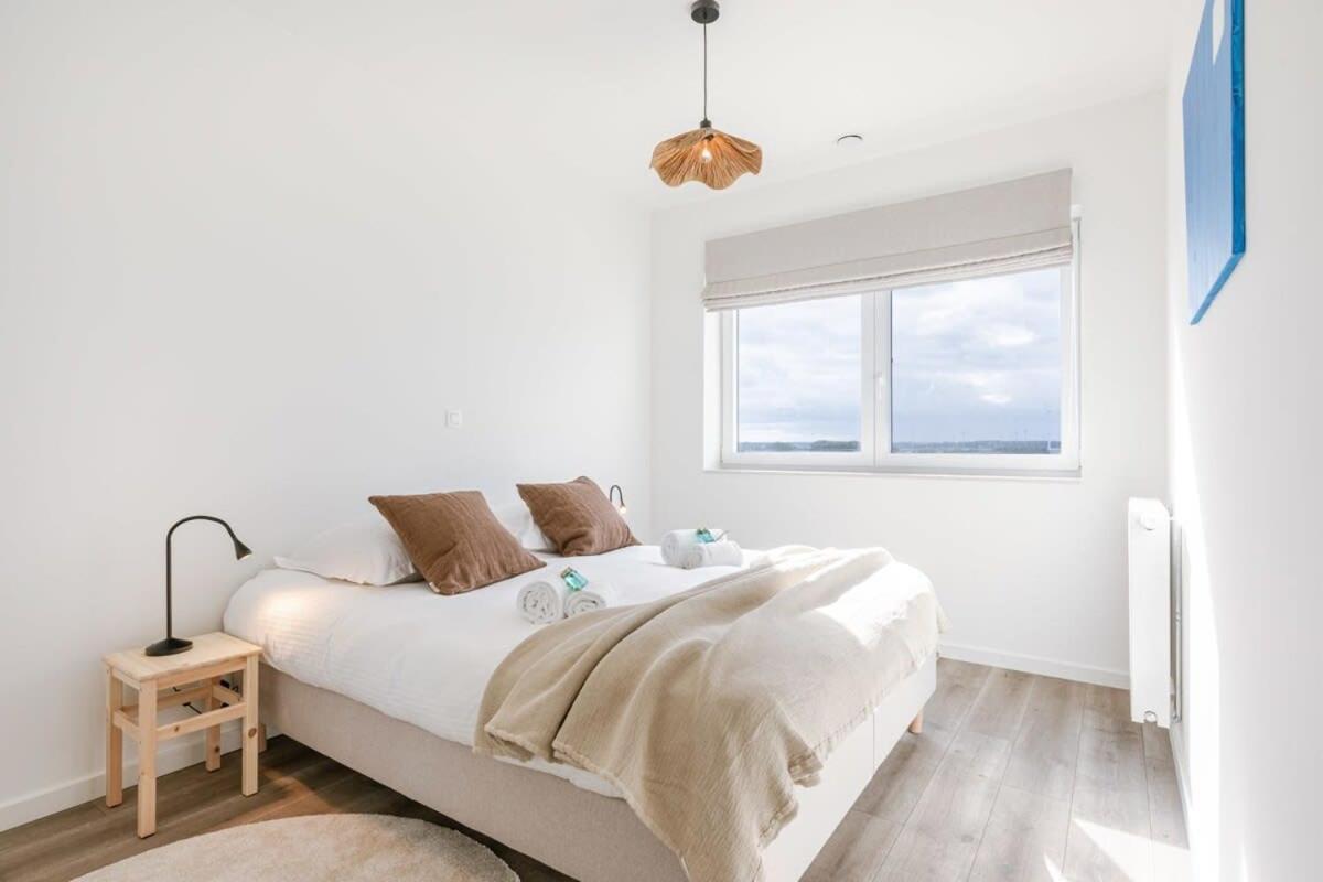 Huswell - Lovely New Apartment At The Harbor + Parking บรูจส์ ภายนอก รูปภาพ