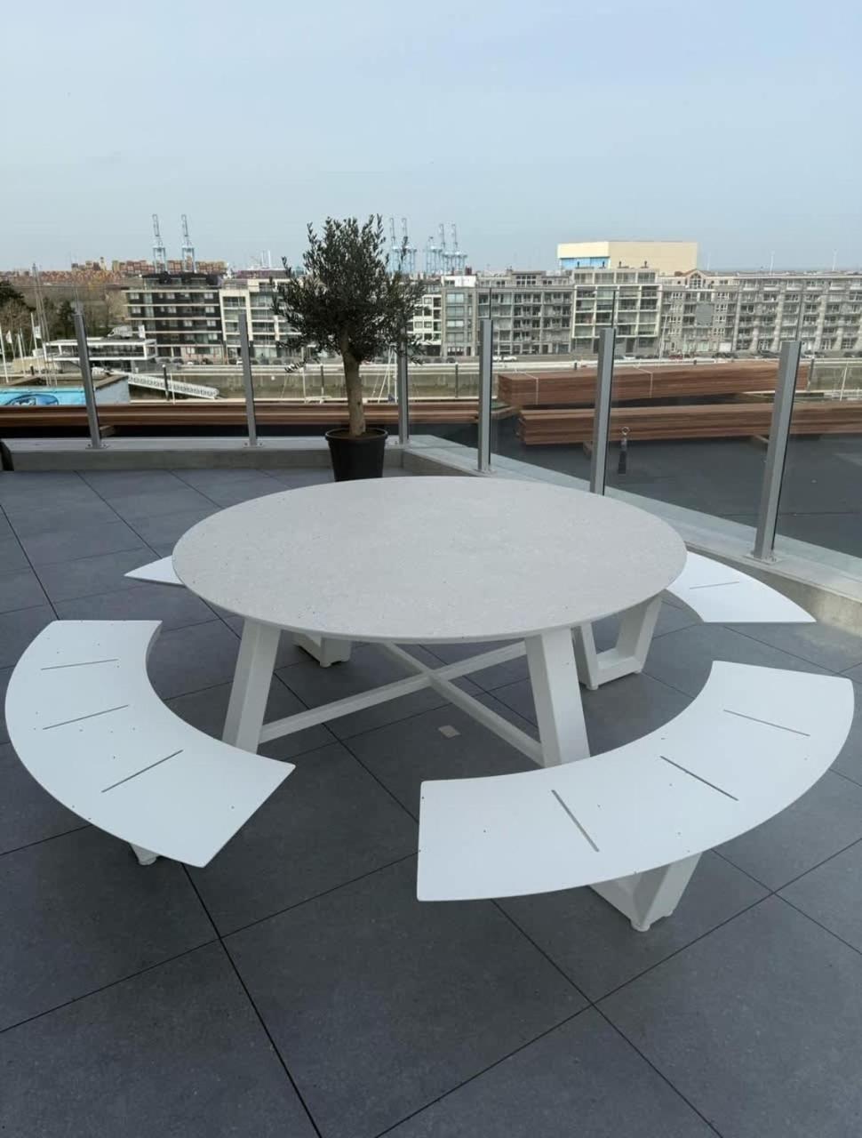 Huswell - Lovely New Apartment At The Harbor + Parking บรูจส์ ภายนอก รูปภาพ
